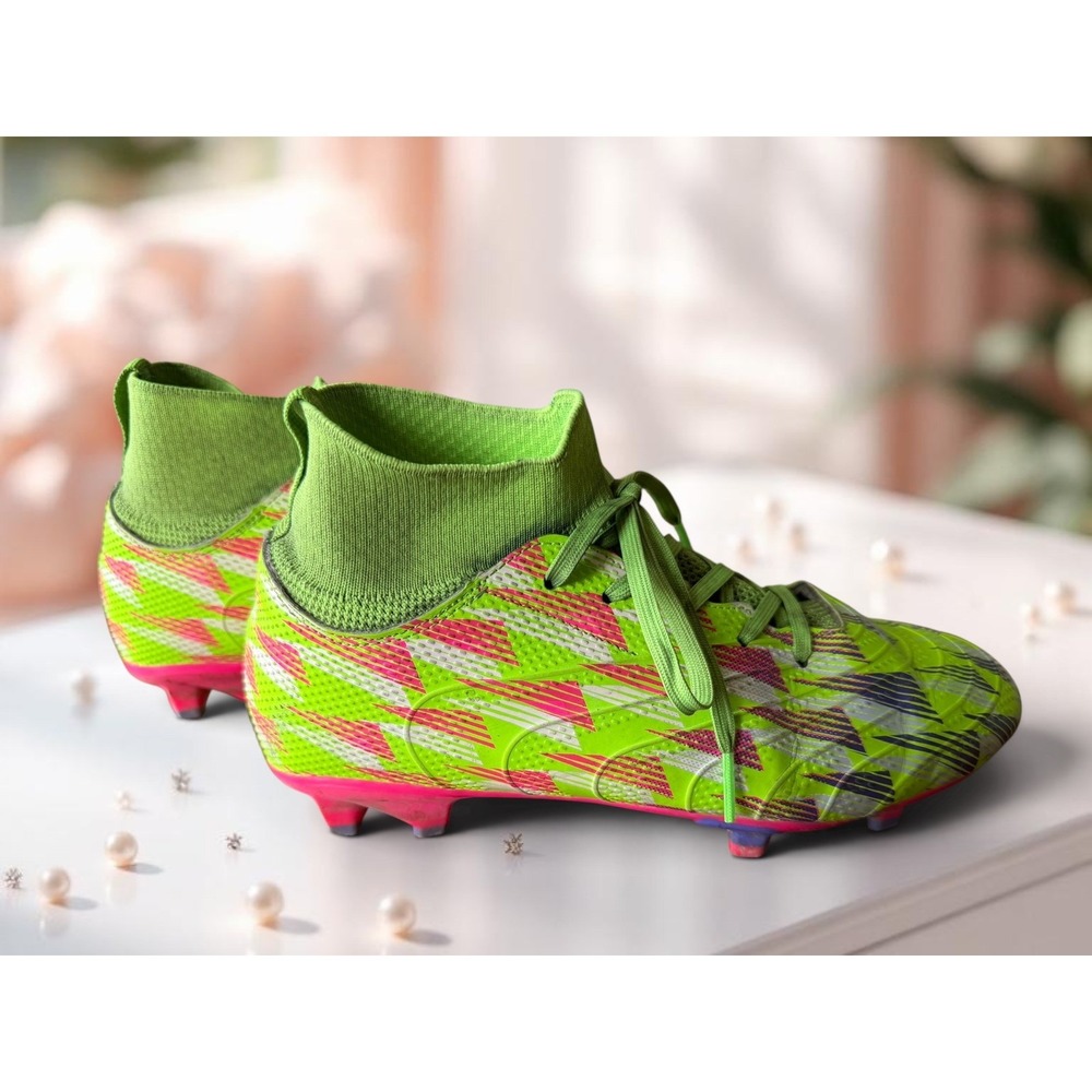 Youth Interfocus Football/Soccer Cleats- Size 5
